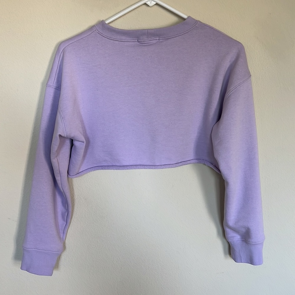 Forever 21 Crop Tops. Lavender long sleeved and black tank. lot of 2 - Picture 4 of 7